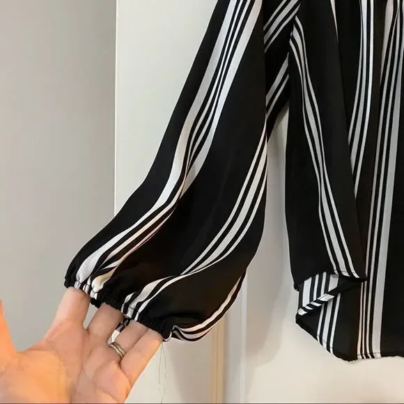 Bleuh Ciel black and white striped blouse. Wear off or on shoulders - Picture 3 of 7